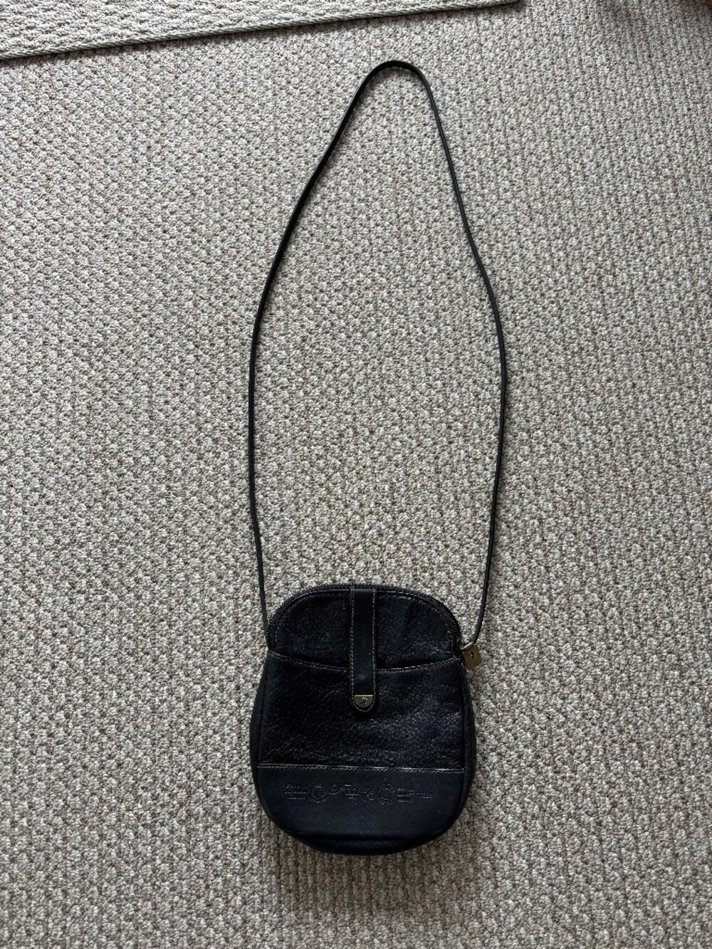 Black leather Fossil crossbody bag